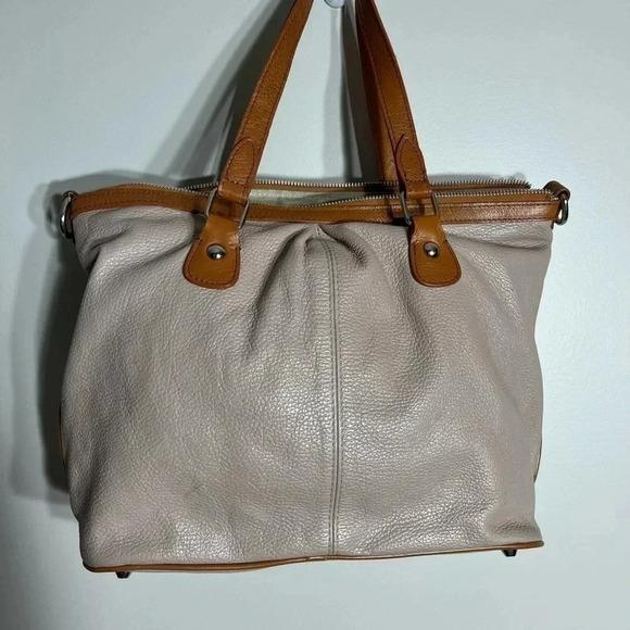 Valentina Italia Taupe and Saddle Leather Bag - Picture 3 of 12